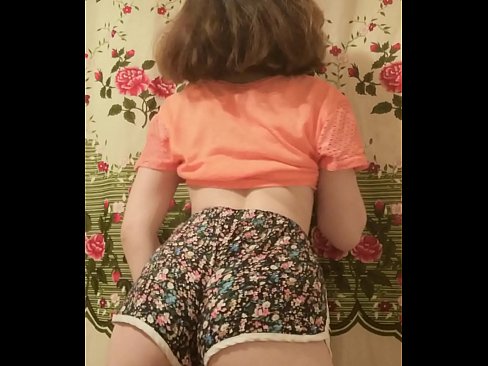 ❤️ Babe muda seksi menanggalkan seluar pendeknya pada kamera Lucah buatan sendiri di lucah ms.psi-mass.ru ️❤